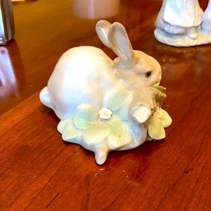 Small bunny lladro